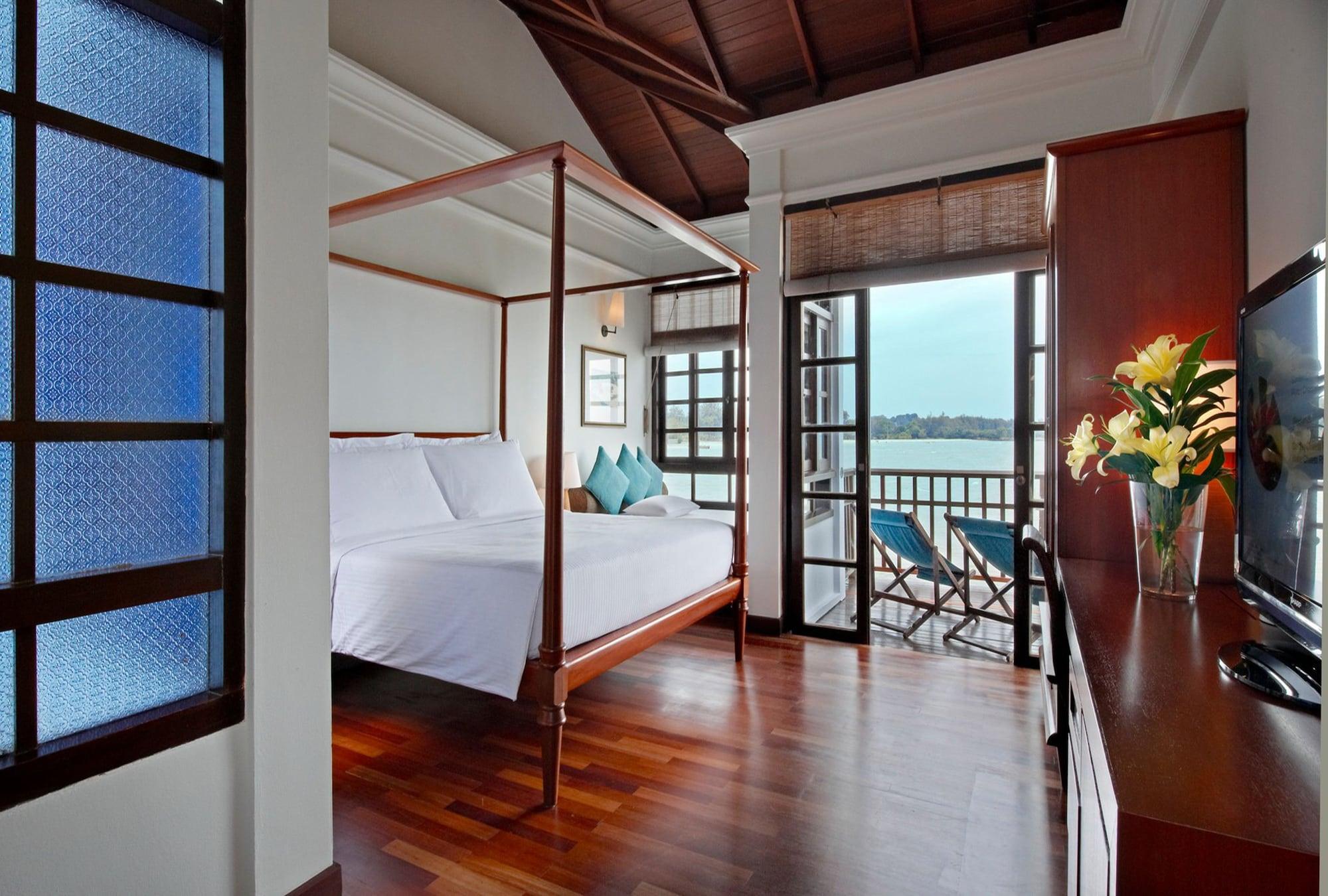 Hotel Avillion Port Dickson Extérieur photo A bedroom at the Royal River Boutique Hotel
