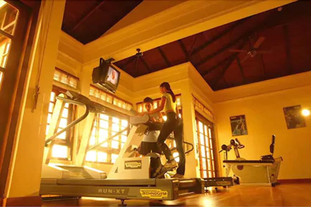 Hotel Avillion Port Dickson Extérieur photo The gym at the hotel