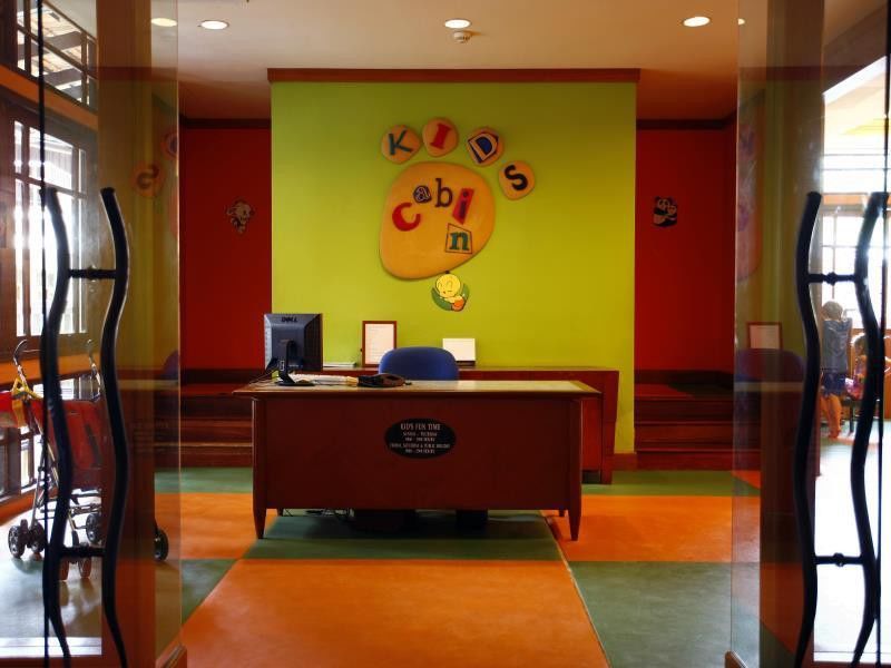 Hotel Avillion Port Dickson Extérieur photo Reception area